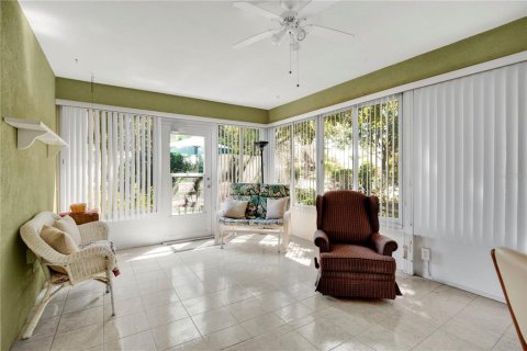 House in Summerfield, Florida 3 bedrooms, 151.24 sq.m. № 1855850 - photo 18