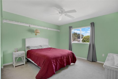 House in Summerfield, Florida 3 bedrooms, 151.24 sq.m. № 1855850 - photo 22