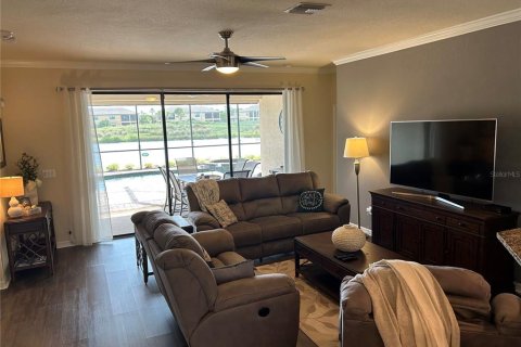 House in Bradenton, Florida 4 bedrooms, 212.47 sq.m. № 1063649 - photo 24