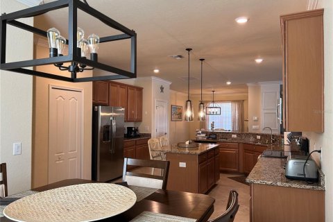 House in Bradenton, Florida 4 bedrooms, 212.47 sq.m. № 1063649 - photo 15