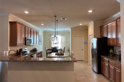 House in Bradenton, Florida 4 bedrooms, 212.47 sq.m. № 1063649 - photo 11