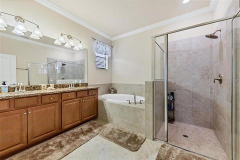 House in Bradenton, Florida 4 bedrooms, 212.47 sq.m. № 1063649 - photo 30