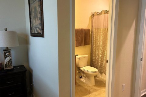 House in Bradenton, Florida 4 bedrooms, 212.47 sq.m. № 1063649 - photo 7