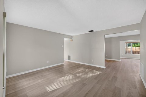 Casa en venta en Dunedin, Florida, 3 dormitorios, 134.52 m2 № 2383629 - foto 4