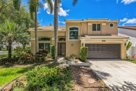 House in Cooper City, Florida 3 bedrooms, 158.03 sq.m. № 1892809 - photo 1