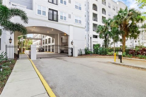 Condominio en alquiler en Orlando, Florida, 2 dormitorios, 112.88 m2 № 1773359 - foto 25