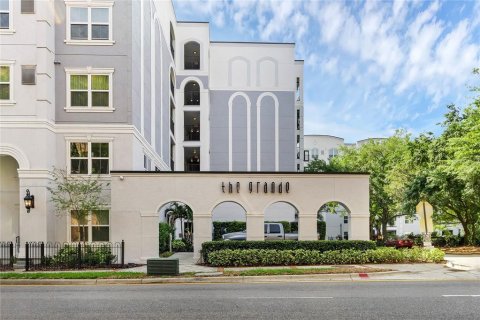 Condominio en alquiler en Orlando, Florida, 2 dormitorios, 112.88 m2 № 1773359 - foto 1