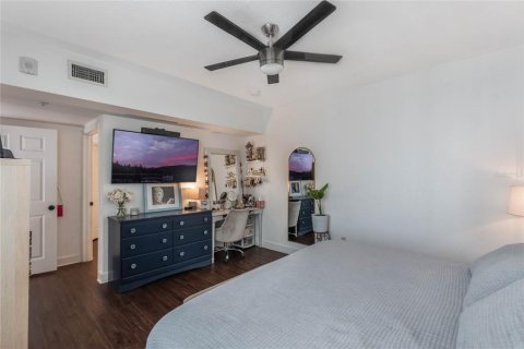Condominio en alquiler en Orlando, Florida, 2 dormitorios, 112.88 m2 № 1773359 - foto 16