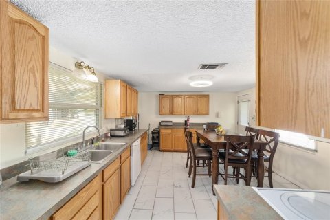 Casa en venta en Belleview, Florida, 3 dormitorios, 163.42 m2 № 2097323 - foto 11