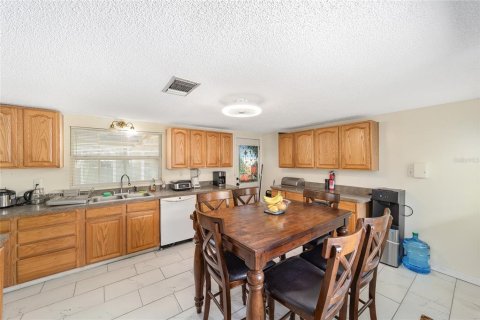 Casa en venta en Belleview, Florida, 3 dormitorios, 163.42 m2 № 2097323 - foto 15