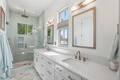 Adosado en venta en Saint Petersburg, Florida, 4 dormitorios, 195.37 m2 № 2425473 - foto 30