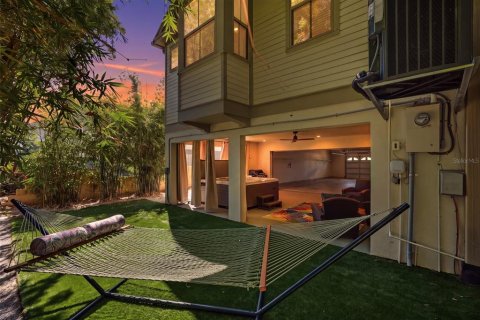 Adosado en venta en Saint Petersburg, Florida, 4 dormitorios, 195.37 m2 № 2425473 - foto 25