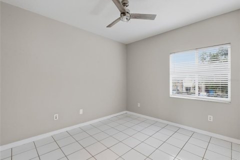 Condo in Orlando, Florida, 3 bedrooms  № 2198206 - photo 16