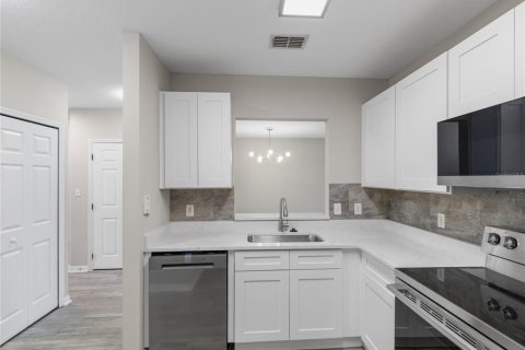 Condo in Orlando, Florida, 3 bedrooms  № 2198206 - photo 4