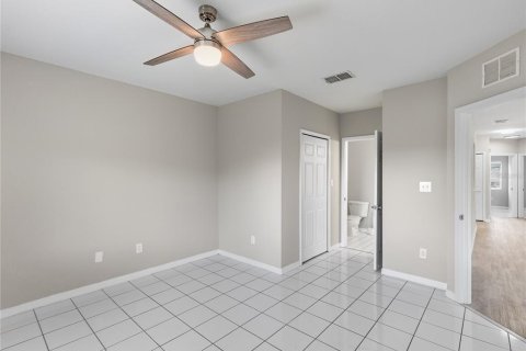 Condo in Orlando, Florida, 3 bedrooms  № 2198206 - photo 11