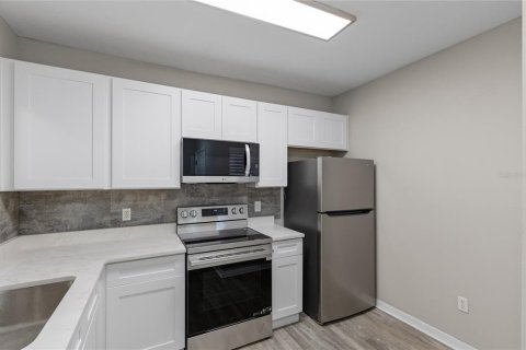 Condo in Orlando, Florida, 3 bedrooms  № 2198206 - photo 3