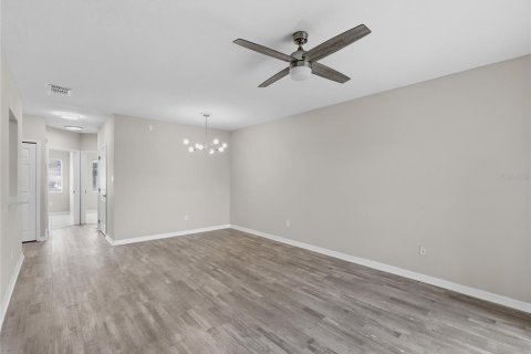 Condo in Orlando, Florida, 3 bedrooms  № 2198206 - photo 7