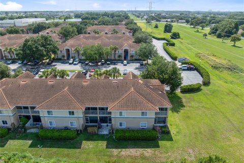 Condo in Orlando, Florida, 3 bedrooms  № 2198206 - photo 21