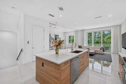 Touwnhouse à vendre à Boca Raton, Floride: 3 chambres, 271.92 m2 № 2177007 - photo 17