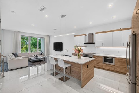 Touwnhouse à vendre à Boca Raton, Floride: 3 chambres, 271.92 m2 № 2177007 - photo 13