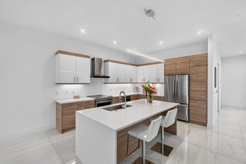 Touwnhouse à vendre à Boca Raton, Floride: 3 chambres, 271.92 m2 № 2177007 - photo 14