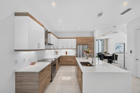 Touwnhouse à vendre à Boca Raton, Floride: 3 chambres, 271.92 m2 № 2177007 - photo 15