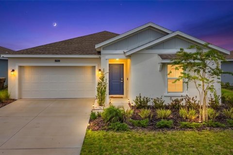 Villa ou maison à vendre à Kissimmee, Floride: 3 chambres, 144.93 m2 № 2316431 - photo 2