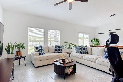 Villa ou maison à vendre à Kissimmee, Floride: 3 chambres, 144.93 m2 № 2316431 - photo 21