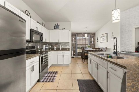 Villa ou maison à vendre à Dundee, Floride: 4 chambres, 160.72 m2 № 2399211 - photo 17