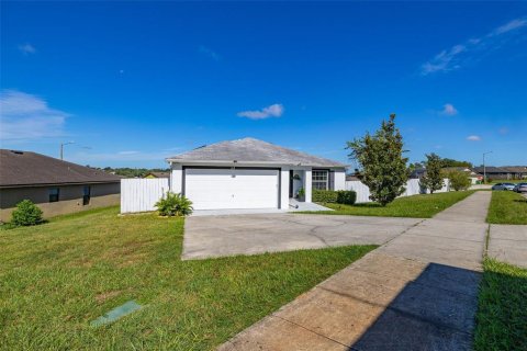 Villa ou maison à vendre à Dundee, Floride: 4 chambres, 160.72 m2 № 2399211 - photo 3