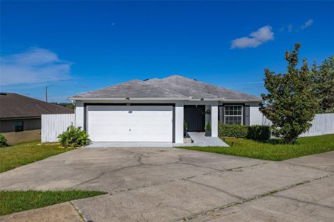 Villa ou maison à Dundee, Floride 4 chambres, 160.72 m2 № 2399211