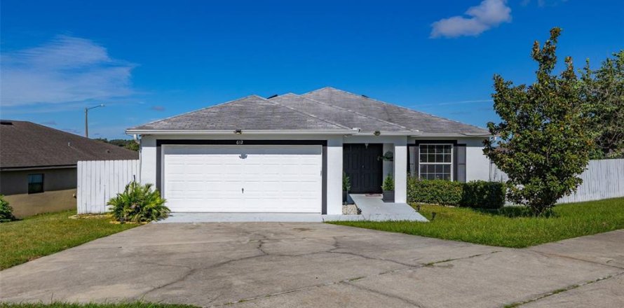 Villa ou maison à Dundee, Floride 4 chambres, 160.72 m2 № 2399211