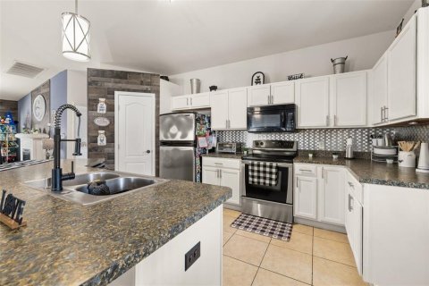Villa ou maison à vendre à Dundee, Floride: 4 chambres, 160.72 m2 № 2399211 - photo 18