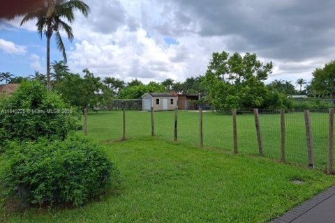 Casa en venta en Miami, Florida, 4 dormitorios, 203.64 m2 № 1828925 - foto 17