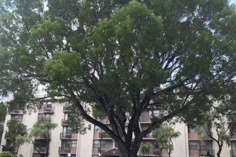 Condominio en Coral Springs, Florida, 1 dormitorio  № 2079728