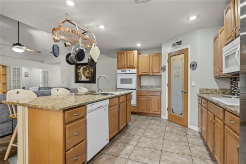 Casa en venta en Howey-in-the-Hills, Florida, 4 dormitorios, 324.97 m2 № 2349224 - foto 20