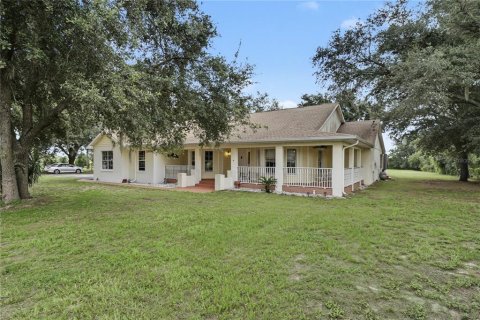 Villa ou maison à Howey-in-the-Hills, Floride 4 chambres, 324.97 m2 № 2349224