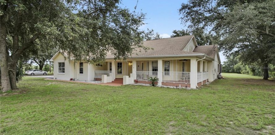 Casa en Howey-in-the-Hills, Florida 4 dormitorios, 324.97 m2 № 2349224