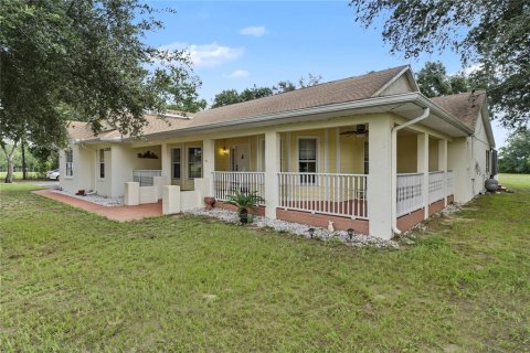 Casa en venta en Howey-in-the-Hills, Florida, 4 dormitorios, 324.97 m2 № 2349224 - foto 2