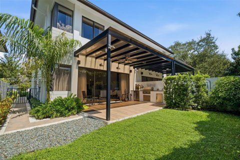 Touwnhouse à vendre à Miami, Floride: 4 chambres, 187.29 m2 № 2404276 - photo 21