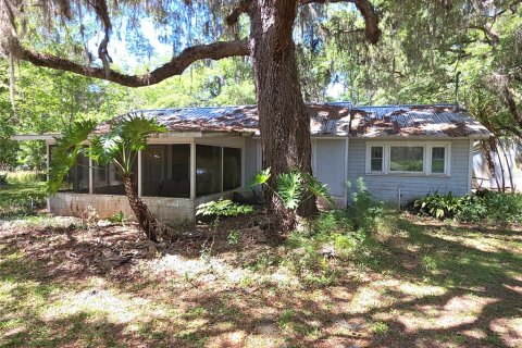 House in Brooksville, Florida 2 bedrooms, 89.84 sq.m. № 2211630 - photo 2