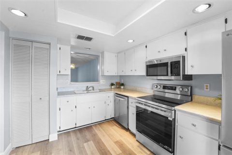 Casa en venta en Palm Harbor, Florida, 2 dormitorios, 114.27 m2 № 2151887 - foto 4