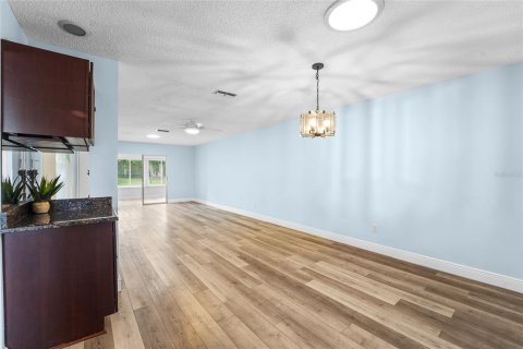Casa en venta en Palm Harbor, Florida, 2 dormitorios, 114.27 m2 № 2151887 - foto 7