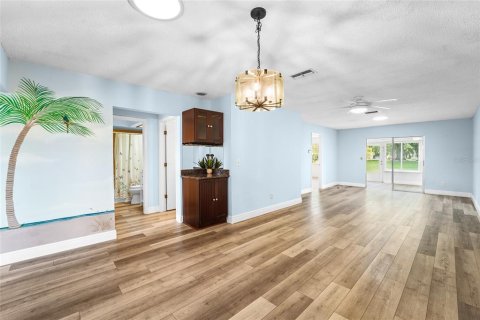 Casa en venta en Palm Harbor, Florida, 2 dormitorios, 114.27 m2 № 2151887 - foto 8