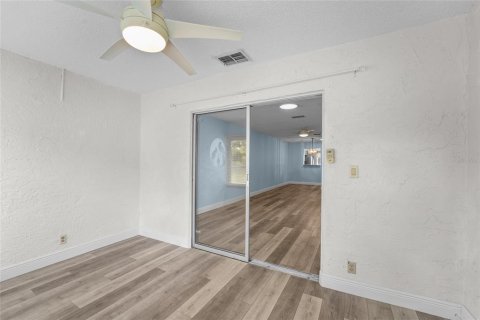 Casa en venta en Palm Harbor, Florida, 2 dormitorios, 114.27 m2 № 2151887 - foto 21