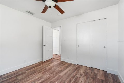 Villa ou maison à vendre à Bradenton, Floride: 3 chambres, 108.05 m2 № 2418384 - photo 21