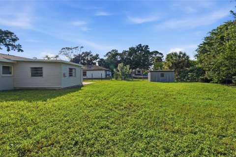Villa ou maison à vendre à Bradenton, Floride: 3 chambres, 108.05 m2 № 2418384 - photo 30