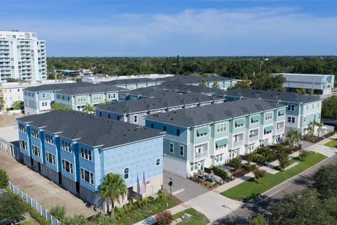 Touwnhouse à vendre à Saint Petersburg, Floride: 3 chambres, 181.35 m2 № 2224967 - photo 13