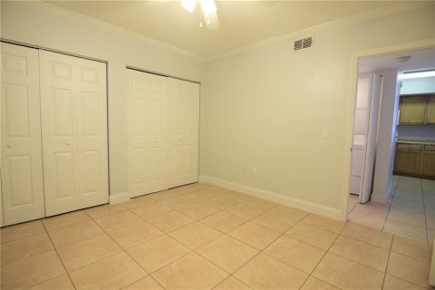 Copropriété à louer à Sarasota, Floride: 2 chambres, 98.29 m2 № 2229840 - photo 14