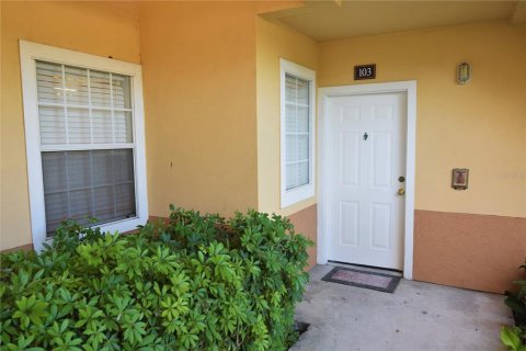 Copropriété à louer à Sarasota, Floride: 2 chambres, 98.29 m2 № 2229840 - photo 2